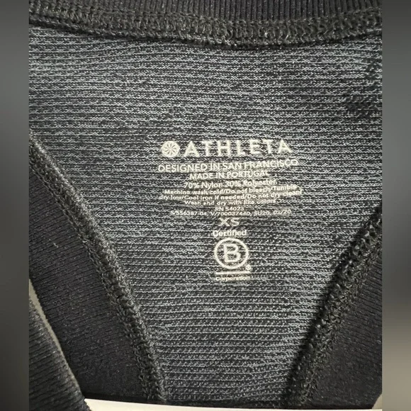 Athleta Women’s Momentum Camo Racerback Tank Top - Picture 5 of 5